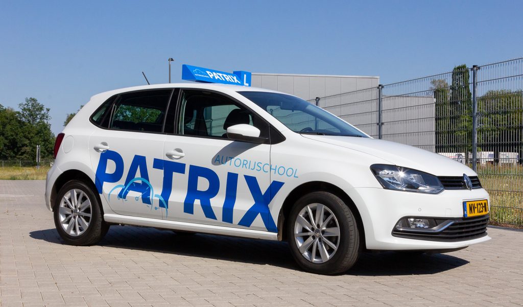Autobelettering Autorijschool Patrix