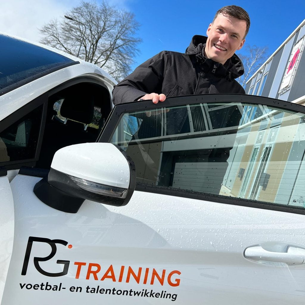 Belettering auto RG training