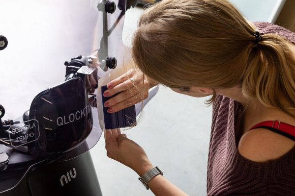 Belettering elektrische scooter HourLux