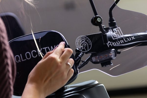 Belettering elektrische scooter HourLux